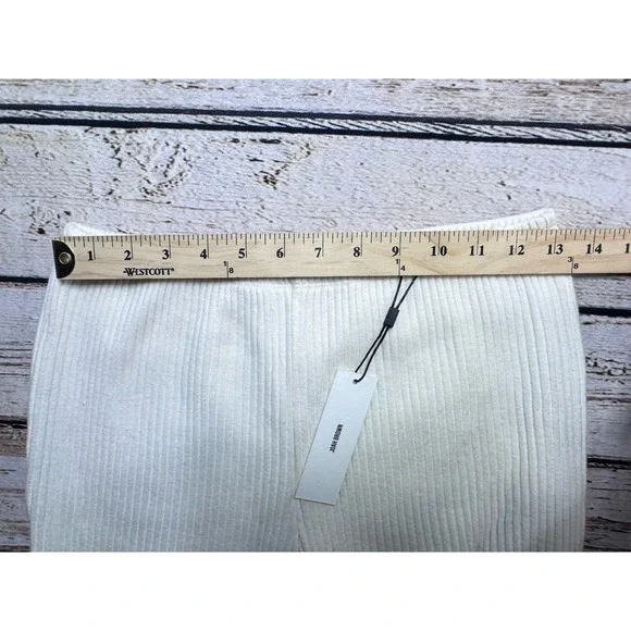 Joah Brown Fitted Mini Flare Pant Natural Ivory Luxe Ribbed Knit Size M/L‎ USA